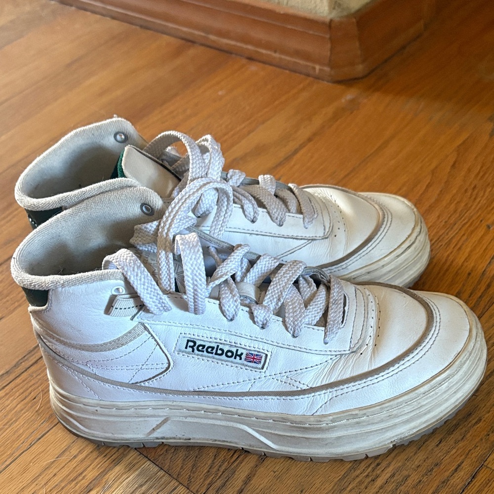 Reebok White High-Top Sneakers Womens size 7